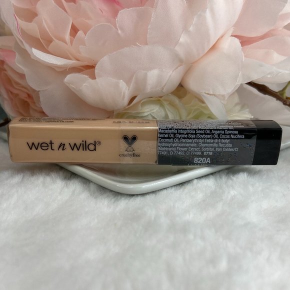 Wet n Wild Photofocus Concealer 820A Light Honey - Picture 1 of 3